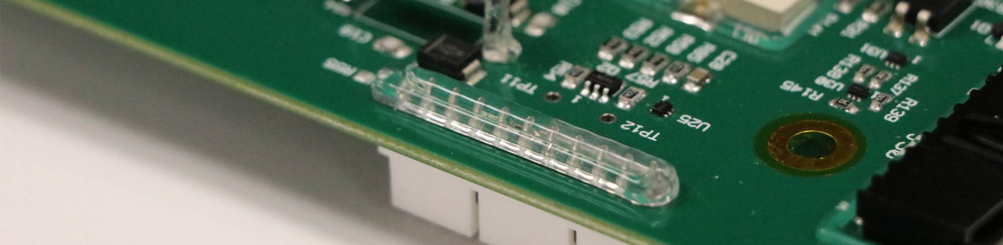 Materiales de encapsulación curables con luz para componentes electrónicos